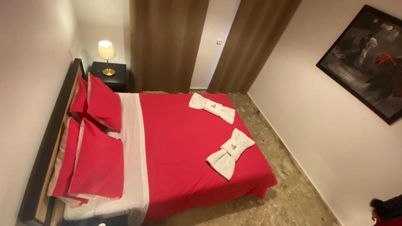 Patras Golden Suite Exterior foto