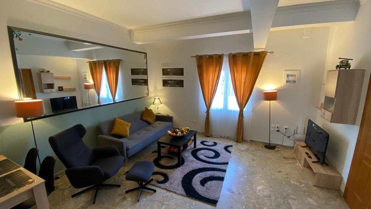 Patras Golden Suite Exterior foto