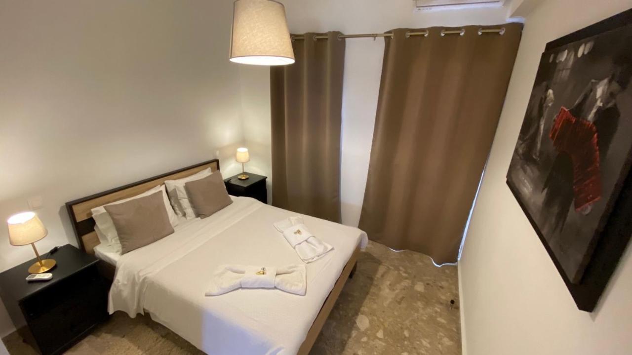 Patras Golden Suite Exterior foto