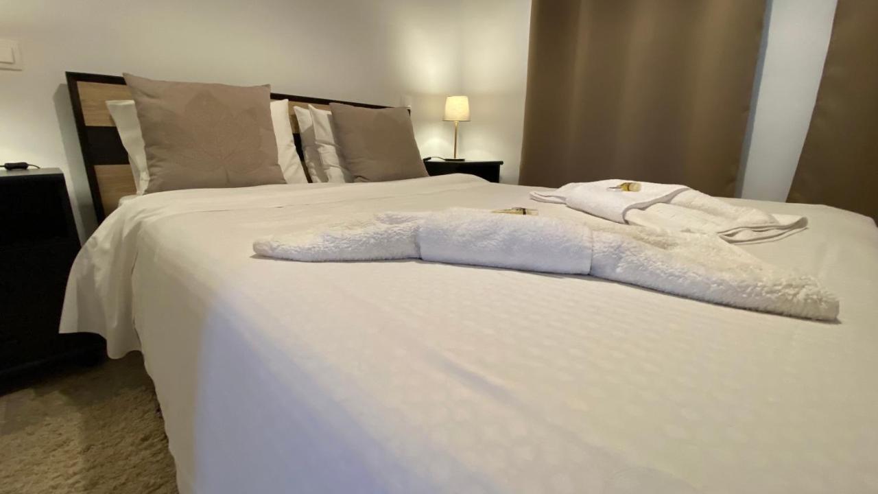 Patras Golden Suite Exterior foto