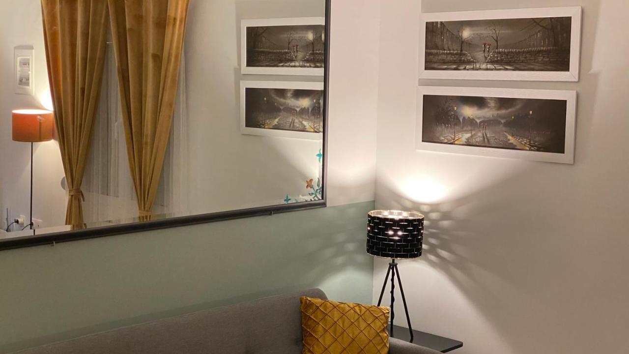 Patras Golden Suite Exterior foto