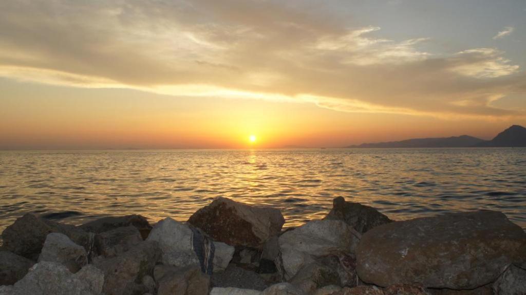 Patras Golden Suite Exterior foto