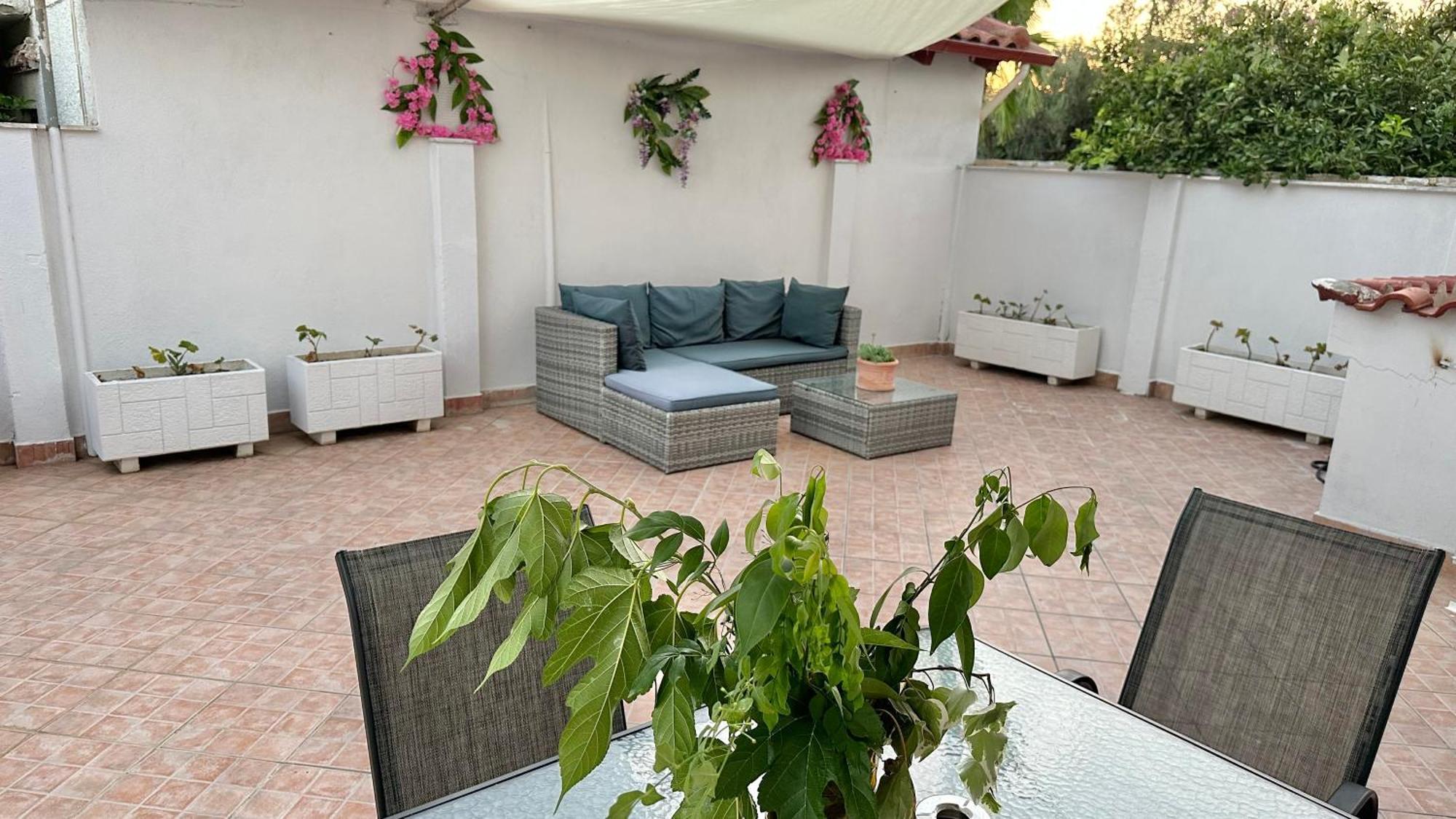 Patras Golden Suite Exterior foto